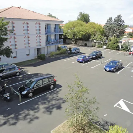 Location Saint-jean-de-monts: T2 Centre-ville, Proche Et Commerces - Fr-1-777-9 Apartamento *