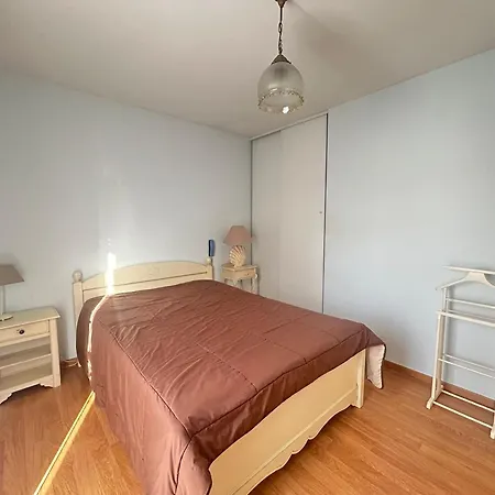Location Saint-jean-de-monts: T2 Centre-ville, Proche Et Commerces - Fr-1-777-9